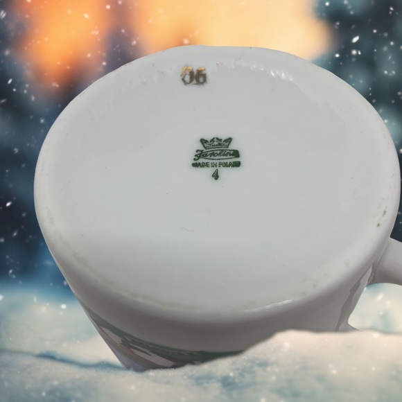 Favolina Polish Folk Dance Mug Vintage Gold Trim 10 oz - Picture 6 of 6